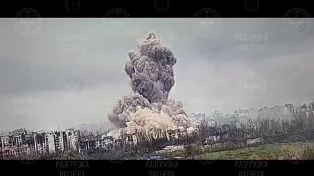 Виталий Киселев: Кадры мощного взрыва в Артемовске