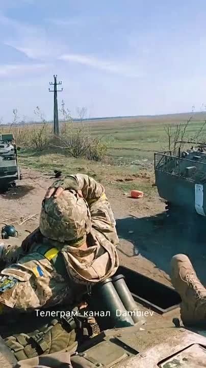 ������ �������: ��� ���������� �� ����� � ��������� � ���� ���������� ��� ���������� ���������� ����������������� YPR-765 (AIFV), ������� ���� �������� ������������ � �������� ������� ������