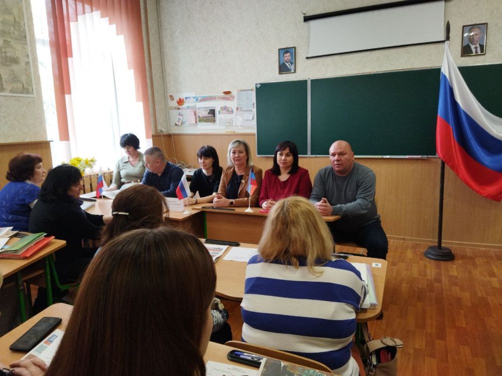 Василий Ткачук: "Встреча с трудовым коллективом"