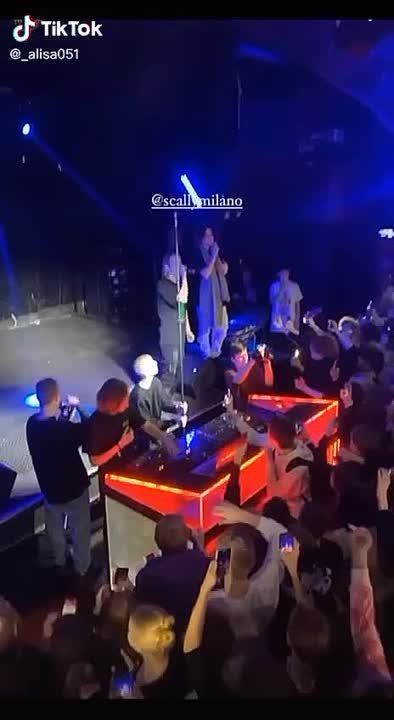 ����� ���������: ��� ��� ����������� Scally Milano ��������� � ������