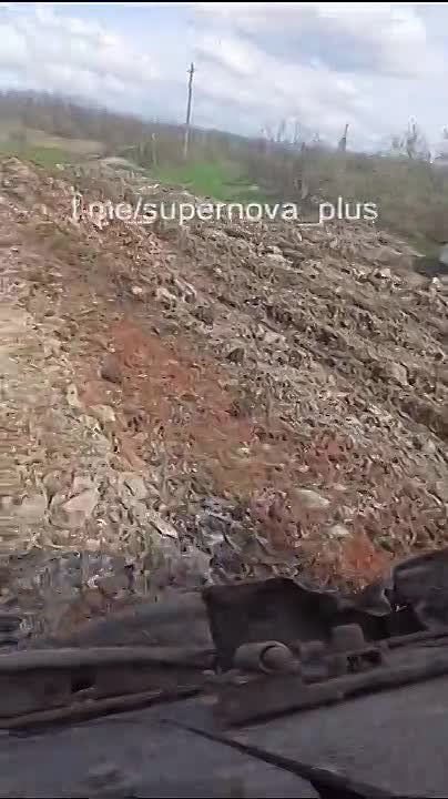 Юрий Котенок: Украинские ресурсы продолжают выкладывать кадры дорог, по которым продолжается снабжение группировки ВСУ в Бахмуте