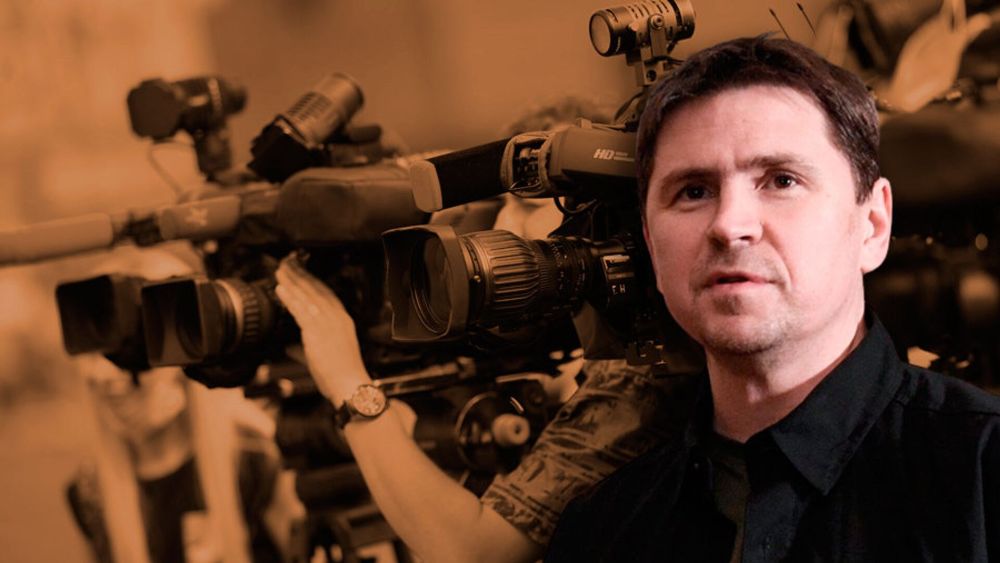 Подоляк: у Киева есть право на уничтожение объектов на неподконтрольных ему территориях