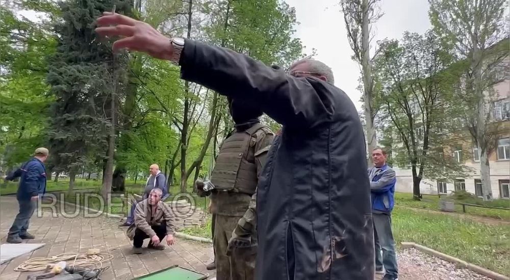 Юрий Котенок: Республиканский травматологический центр в Донецка после прилёта украинского снаряда