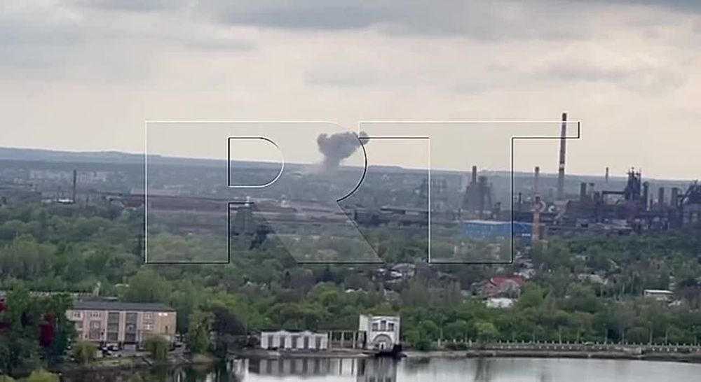 Роман Косарев: Украинские националисты продолжают обстреливать мирные районы Донецка