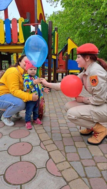 ������� �������: ������� � ��������. ���, ����, ���! ������ ������� ��� � ���, ��� ��������� �����, � ���� ��������� �� �����, ����������� ����� ���� ����� ������ ������ � ������ ���������� ������������ ������