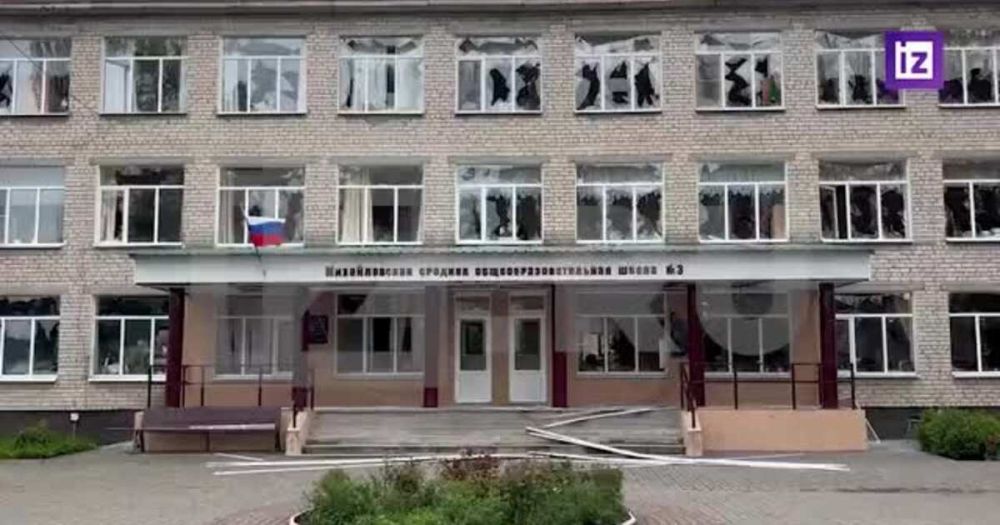 Кадры последствий обстрела ВСУ школы в Михайловке