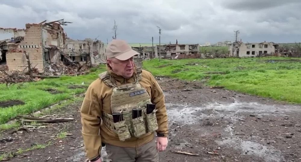 ���! ����! ���!. ������� �������� ��������� ��������� ���������� � ���������� �������� � ���� ������������� ������������ ����������