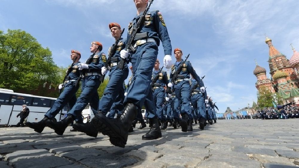 Волонтеры из ДНР примут участие в подготовке парада Победы на Красной площади в Москве