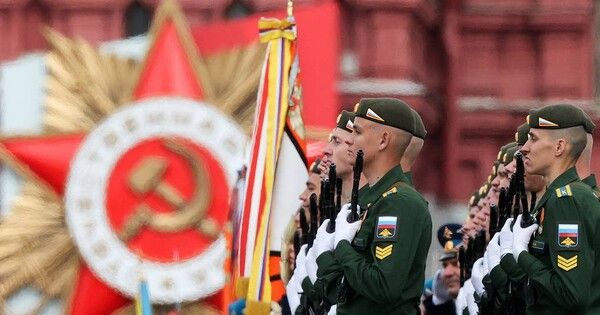 Волонтеры из ДНР примут участие в организации парада Победы в Москве