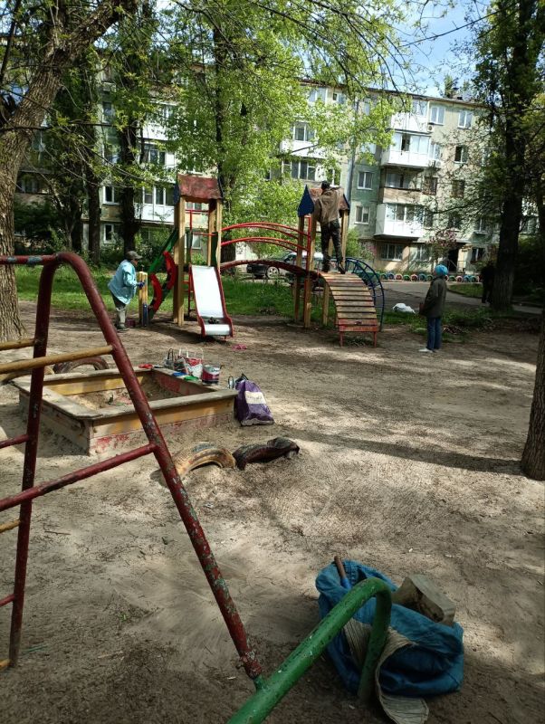 Василий Ткачук: Муниципальным унитарным предприятием администрации г. Донецка "Управляющая компания Калининского района...