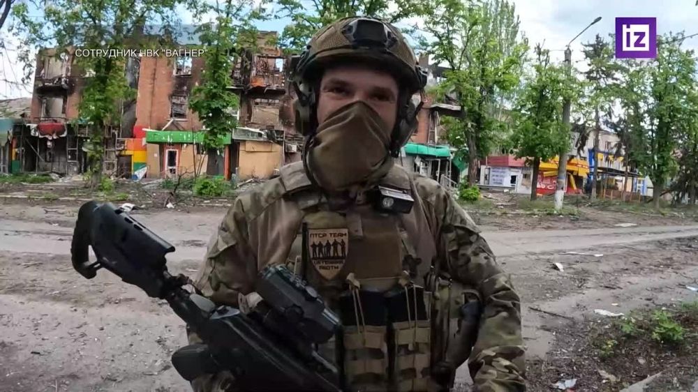 Артемовск — город, который практически стерли с лица земли украинские боевики