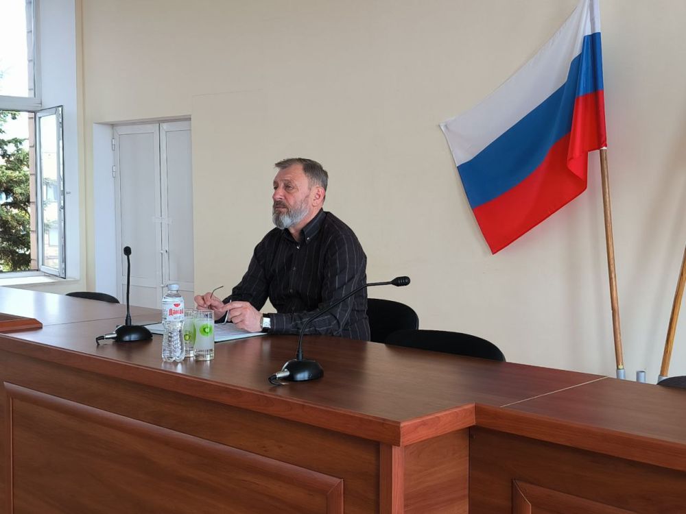 ����� �����: � ������ ���� ������� ������ ������ ��������� � ������� ������� �������������, �������������� ����������� ������������� �������������, ����������� � �������� ���. �������� ��������� �������: