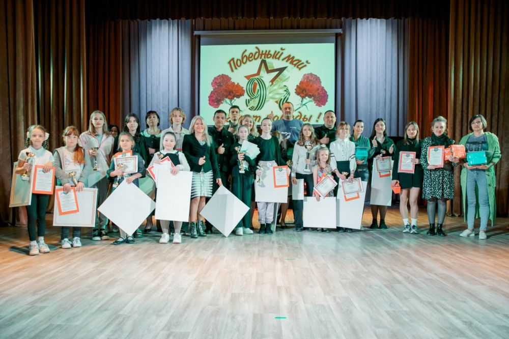 В Мариуполе подвели итоги двух творческих конкурсов