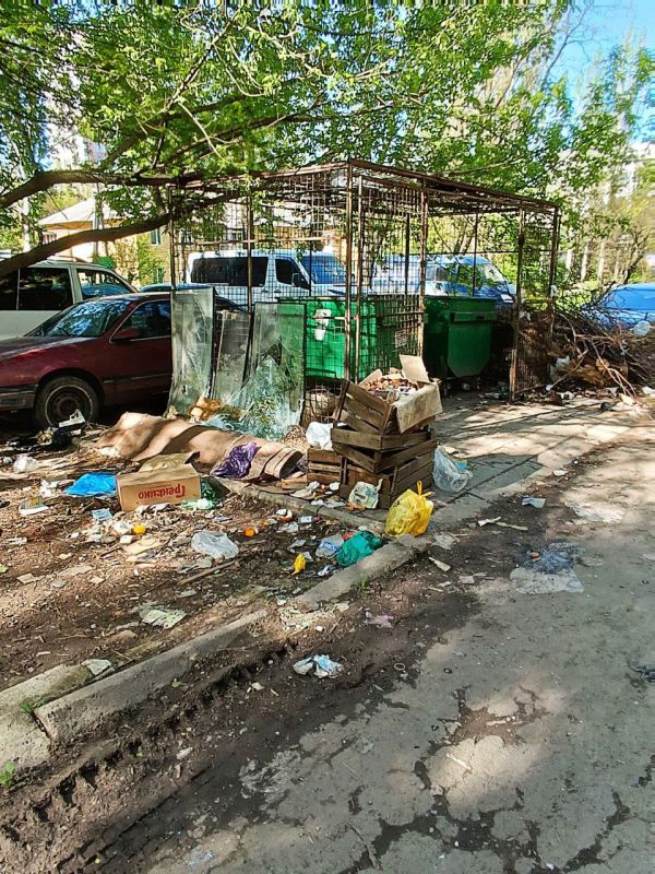 Василий Ткачук: ООО "ЭК"ГРОМАДА" организован вывоз крупногабаритных и твердых бытовых отходов с точки сбора по адресу бульвар Шевченко, 77-81