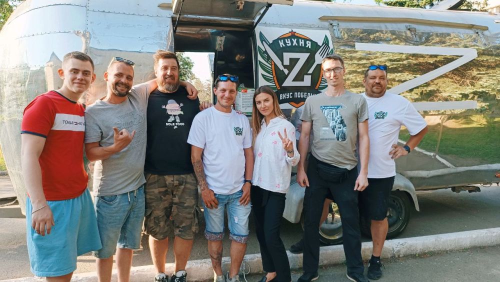 Руслан Дудников: Вчера Иловайск, город Воинской Славы, посетила "Кухня Z" - команда энтузиастов из Москвы и Челябинска