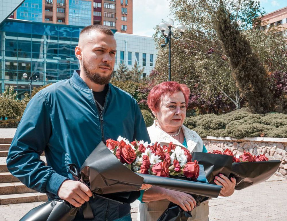 Памяти педагогов, ставших жертвами украинской агрессии