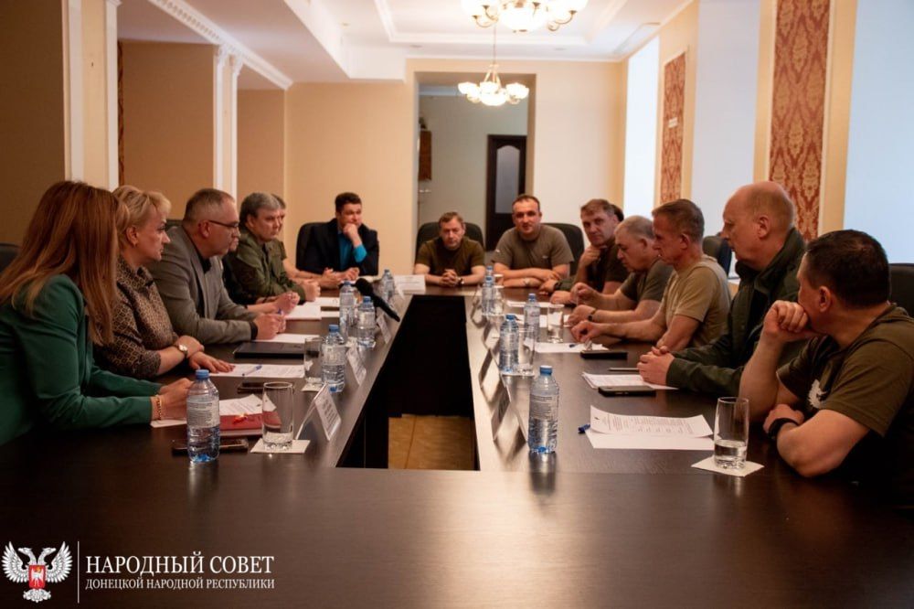 Председатель Народного Совета Донецкой Народной Республики Владимир Бидёвка в рамках межпарламентского взаимодействия...