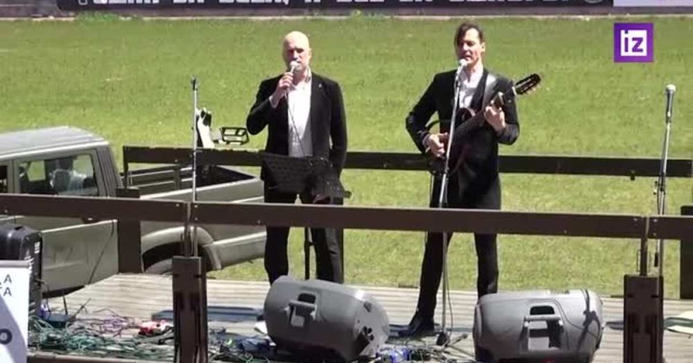 "Культбригада Москонцерта" выступила на "Азовстали" в Мариуполе