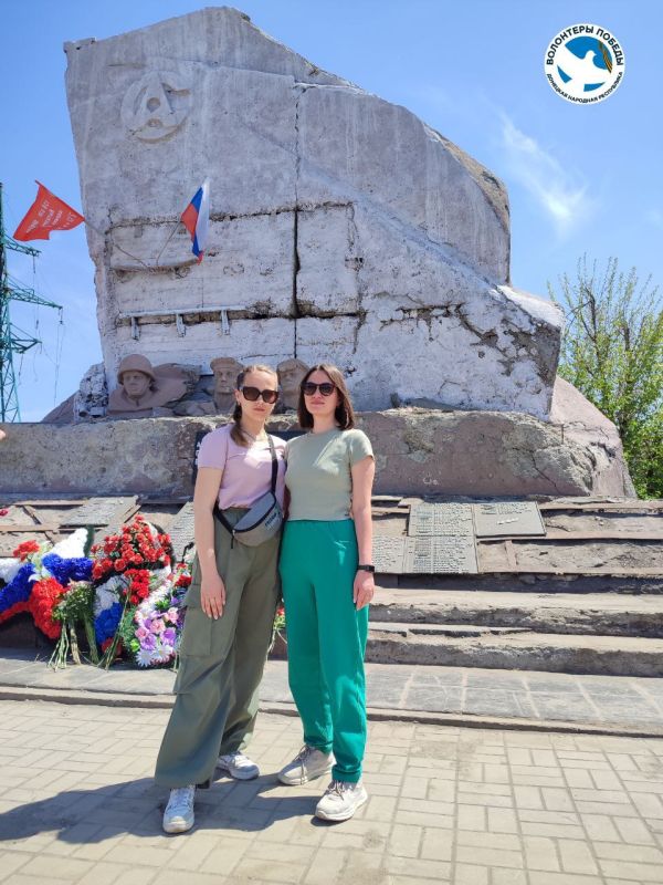 Региональный руководитель ВОД «Волонтеры Победы» в ДНР Ирина Макаренко вместе с руководителем отеления в Мангуше Ириной Колдовой приняли участие в автомобильной экспедиции АНО «Россия – страна возможностей» вокруг Азовского моря – внутреннего моря России