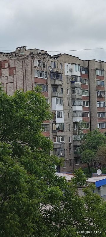 ������� ��������: � ���������� ���������� �������� ���������� ����������� �������� 4 ��������������� ����, 2 ���� �������� �������