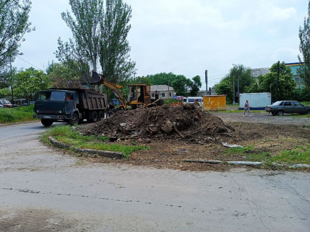 Василий Ткачук: Сегодня, ООО "Экологическая компания "ГРОМАДА" совместно с МУП АГД "УК Калининского...