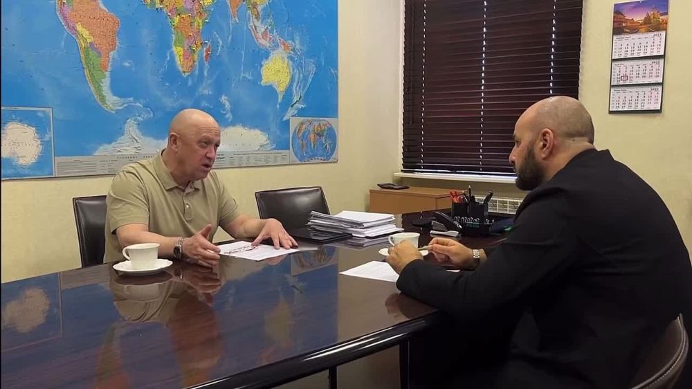 ������� �������: � ������ ������� �������� ������� �������� ���������, � ������� � ���� �� ������, ������� ������� ��� ������� � ���������� ���