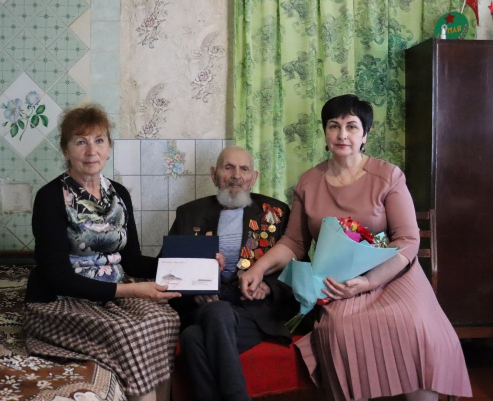 ������� �������: �������, 25 ���, ������� ������� ������������� �����, �������� ������ ��������, ������ ������ ������ ������� ������� �������� �������� 100-������ ������