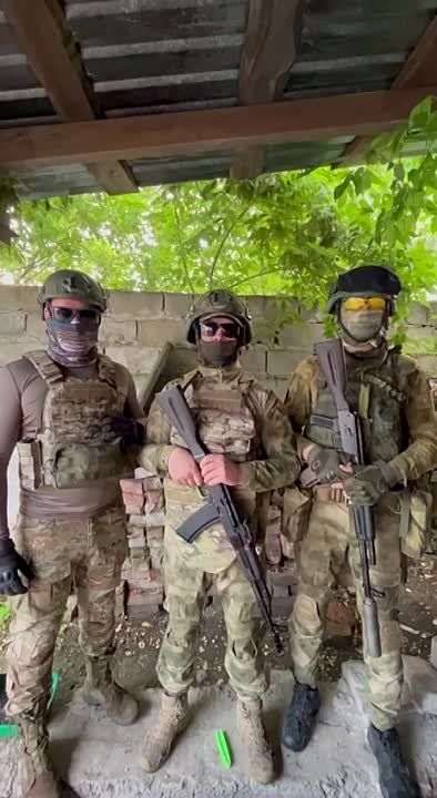 Юрий Котенок: Герои-разведчики из подразделения 1-го АК ВС РФ вышли с просьбой о помощи