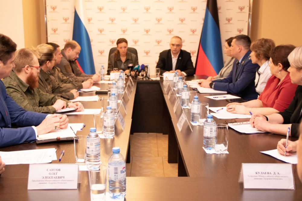 Состоялась рабочая встреча Владимира Бидёвки с заместителем Председателя Госдумы Анной Кузнецовой