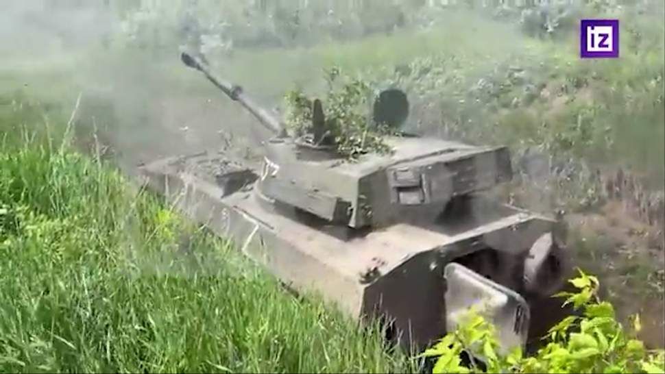 «Известия» показали удары бойцов РФ по позициям ВСУ с помощью «Гвоздики» в ДНР