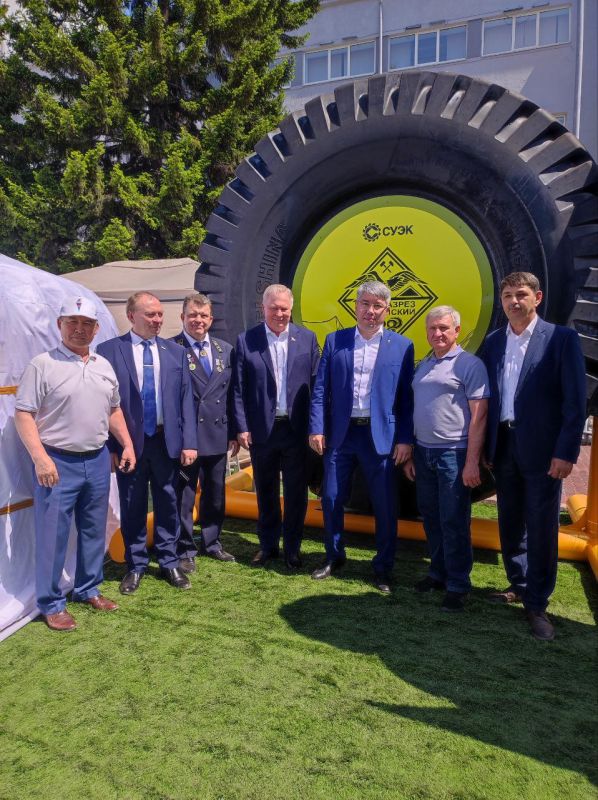 ������� ��������: �������� ������� � ������������, ����������� 100-����� ���������� �������