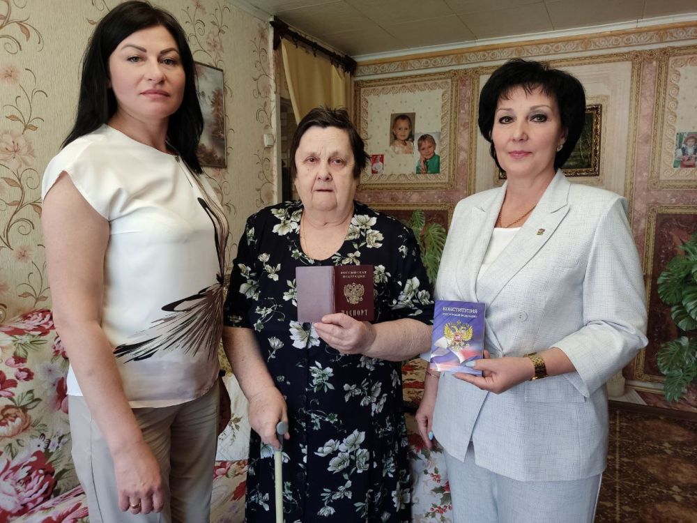 ��������� ��������: �������, 9 ����, ��������� � �������������� 2-�� ��������� (�� ������������ ���������� ������) ��� ���� ������ ����������� �������� ������������� ������� ������ � ������� �������� ���������� ���������� ���������