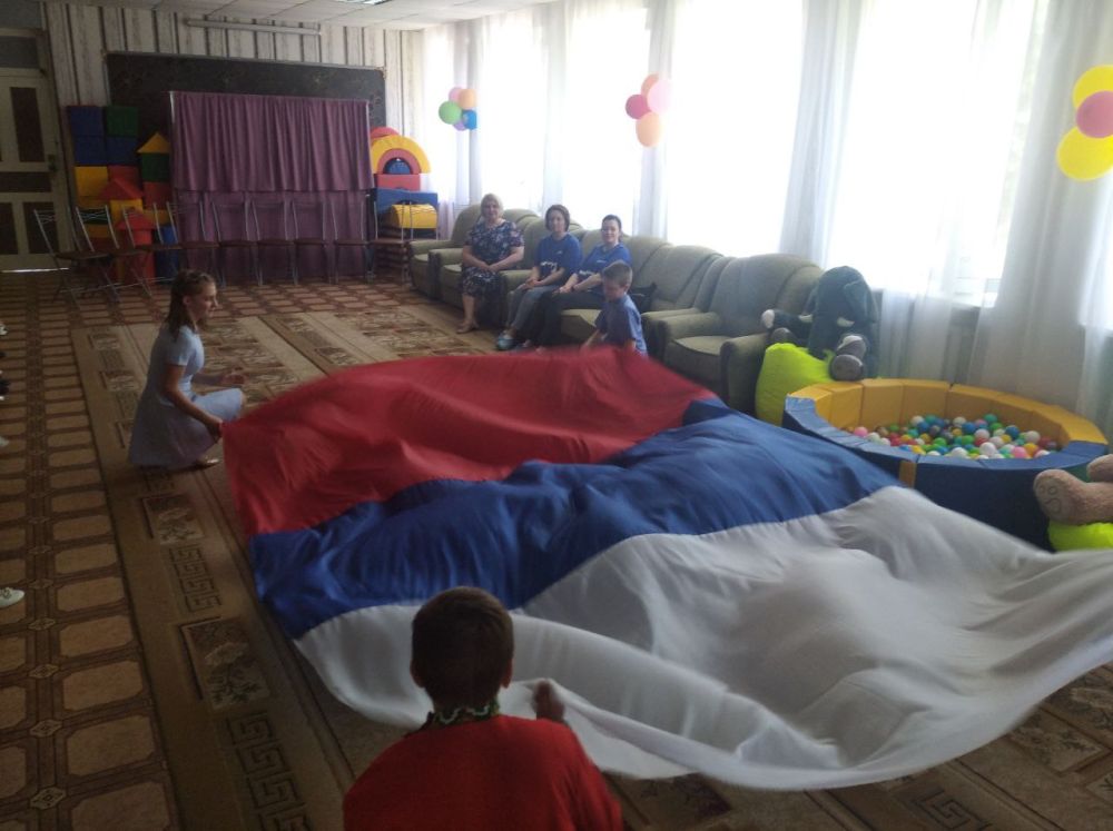 Сегодня в Детском социальном центре был праздничный концерт, приуроченный ко Дню России