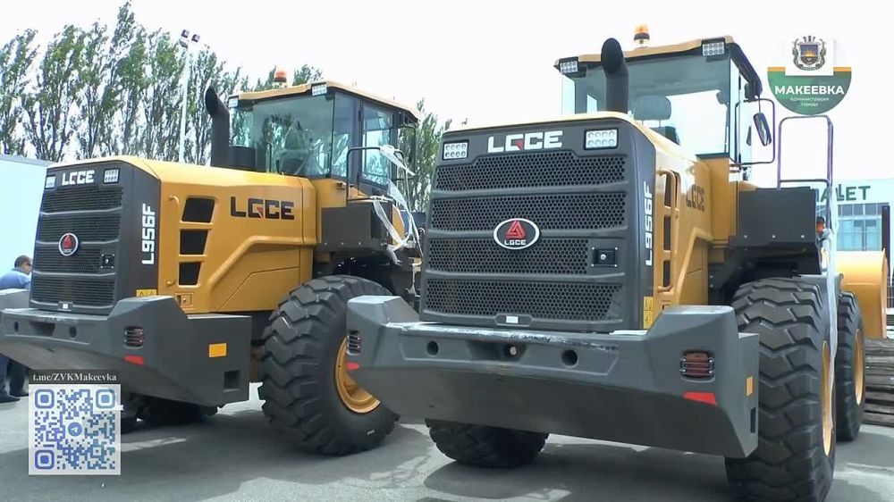 Владислав Ключаров: Макеевка получила помощь от Ханты-Мансийского автономного округа – Югры в виде двух погрузчиков для коммунальных предприятий – «Коммунтранса» и «Перспективы»