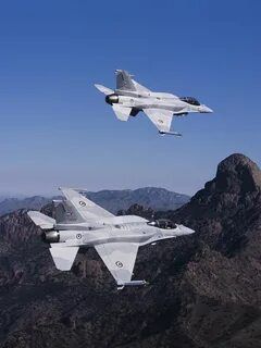 Генеральный секретарь НАТО Йенс Столтенберг официально объявил о начале обучения украинских пилотов на истребителях F-16