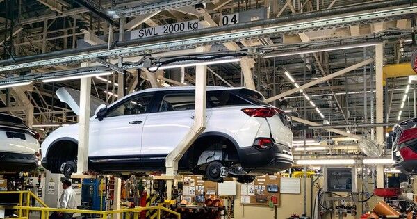 �������� ��������� �������� ��������� ������� LADA X-cross 5 � ���