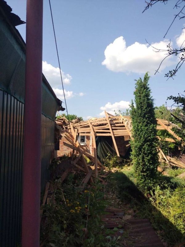 ������� ��������: �� ��������� ��������, � ���������� �������� ��� �. ����������, ���������� �������� 5 ��������������� �����, 4 ������� ����, ������� ���, ������������ �������� ��������������, �������������������� ��������������