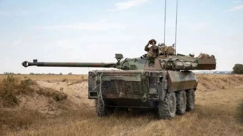 ���������� ������� ��������� ����������� ���� AMX-10RC � ���