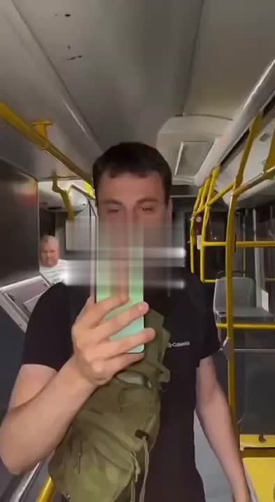 Сергей Марков: Первый акт в ночном автобусе Мариуполя