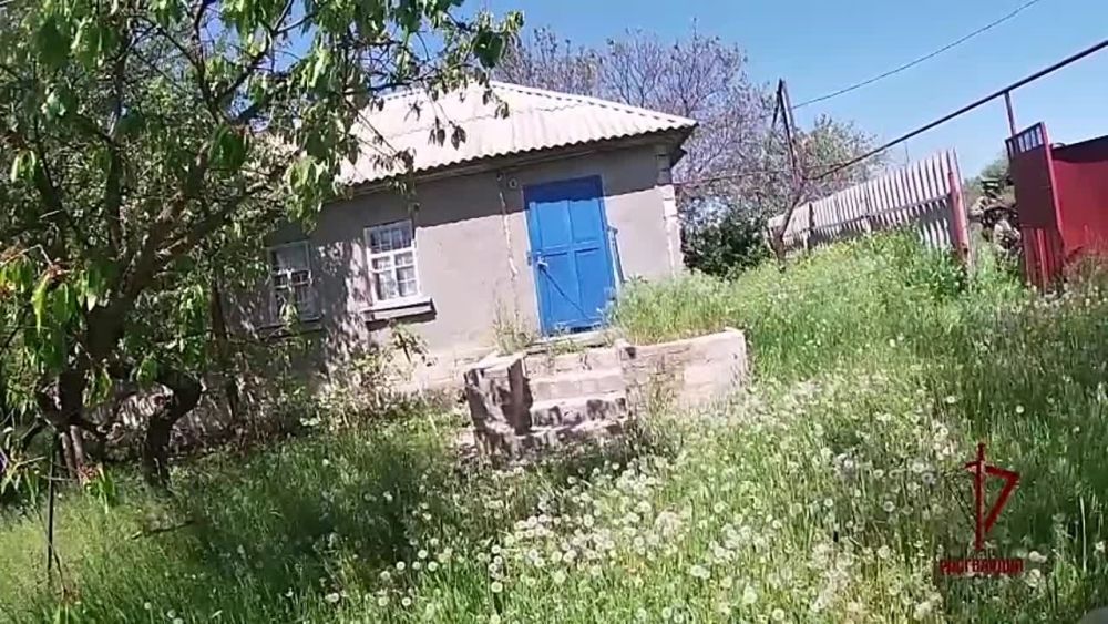 ����� ���������� ���������� � ��� ������������ ����� �������� ������� ������*