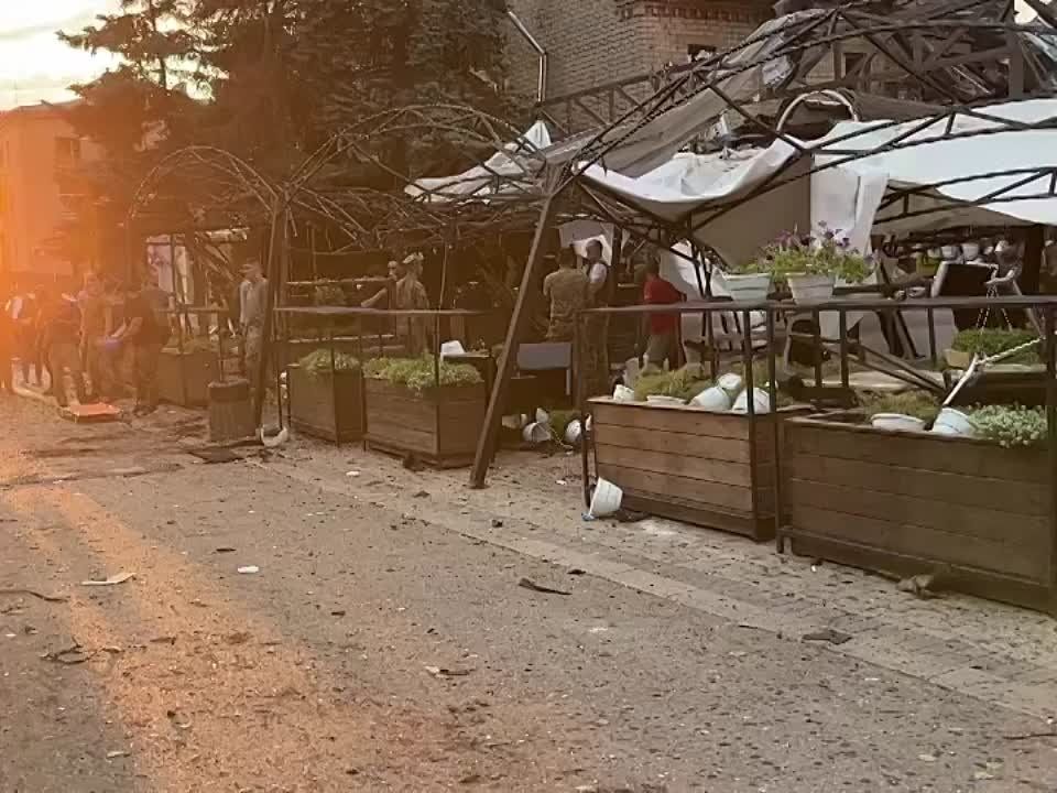 Юрий Котенок: Пока украинские СМИ продолжают разгонять "удар по мирным жителям в Краматорске", бельгийский военкор...