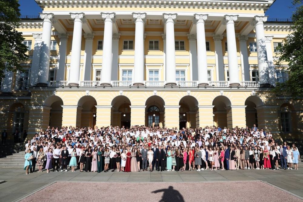 ������� ����������� ������ ������ ������� ������ � ��������� �� ��������� ����� ����������� ���� ��������