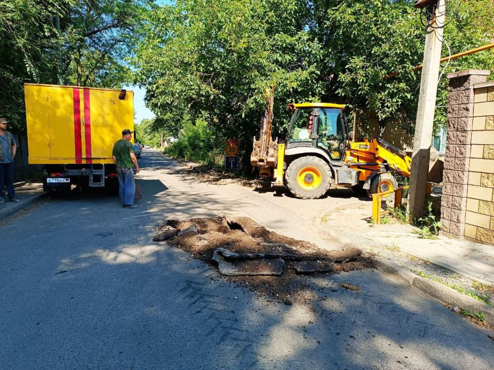 ������� ������: ���������� ������������-��������������� ������ � 6 ������������ ������ ������� "��� ���" ��� ��� "���� ��������" ����������� ����� �� ����������� �=200 �� �� ������: ��. ��������������, 32