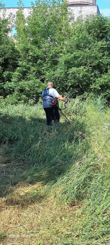 ������� ������: ������������� ��������� ������������ ������������� �. ������� "������� ������������� ������������ ������" ������������ ������ �� ������ ����� �� ���������� ����� "����������" � ����������� ������ �.�������