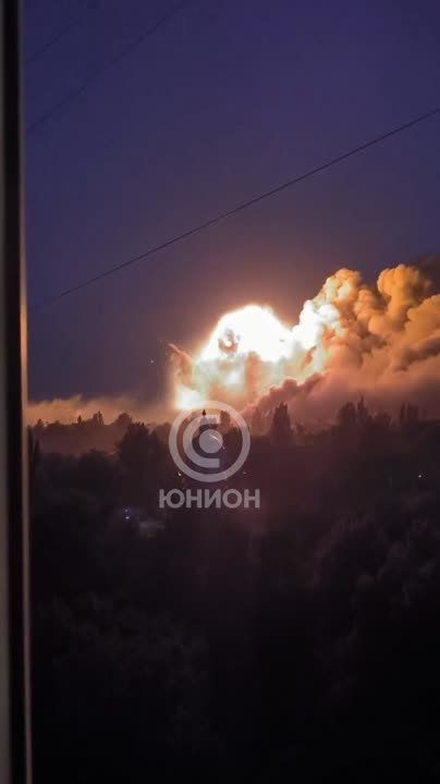 ��� ������� ���� (����������������) �������� HIMARS �� ��������