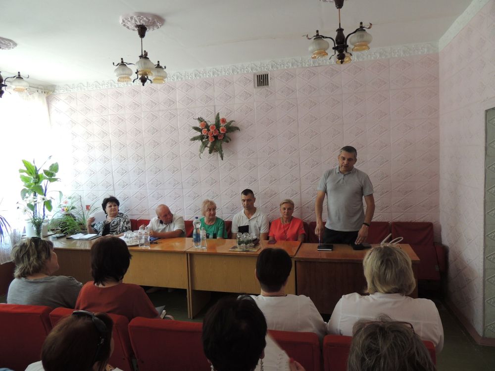 ����� ������������� ������������ ������ �. �������� ����� �������� ������� ���� � �������� ������ ������� ����������