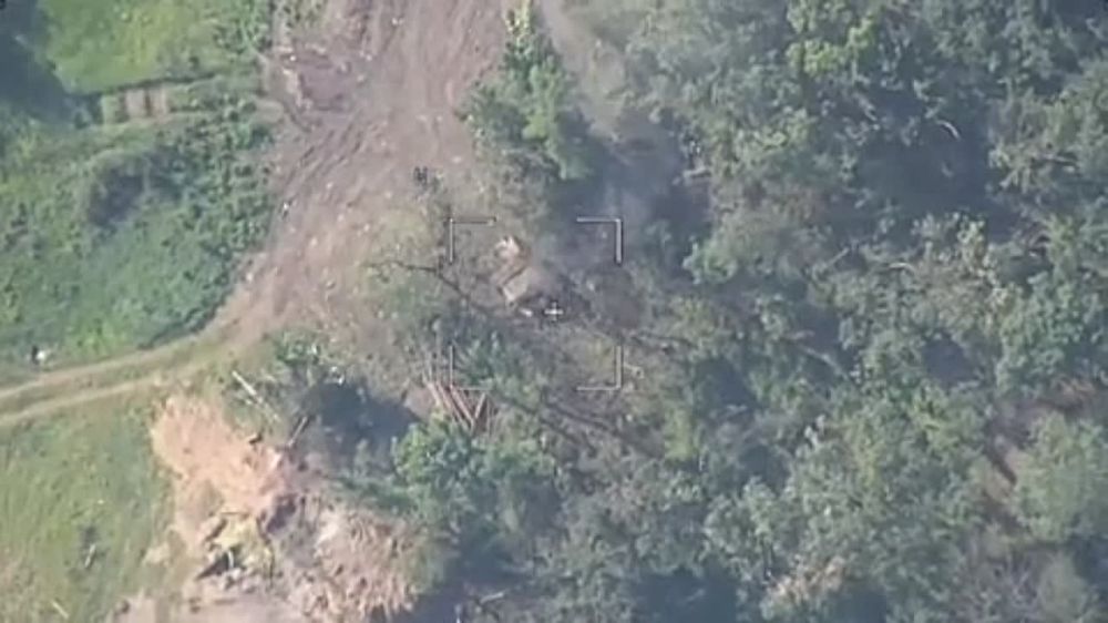 Виталий Киселев: Кадры обнаружения и уничтожения нашими бойцамт РЛС AN/MPQ-64 Sentinel