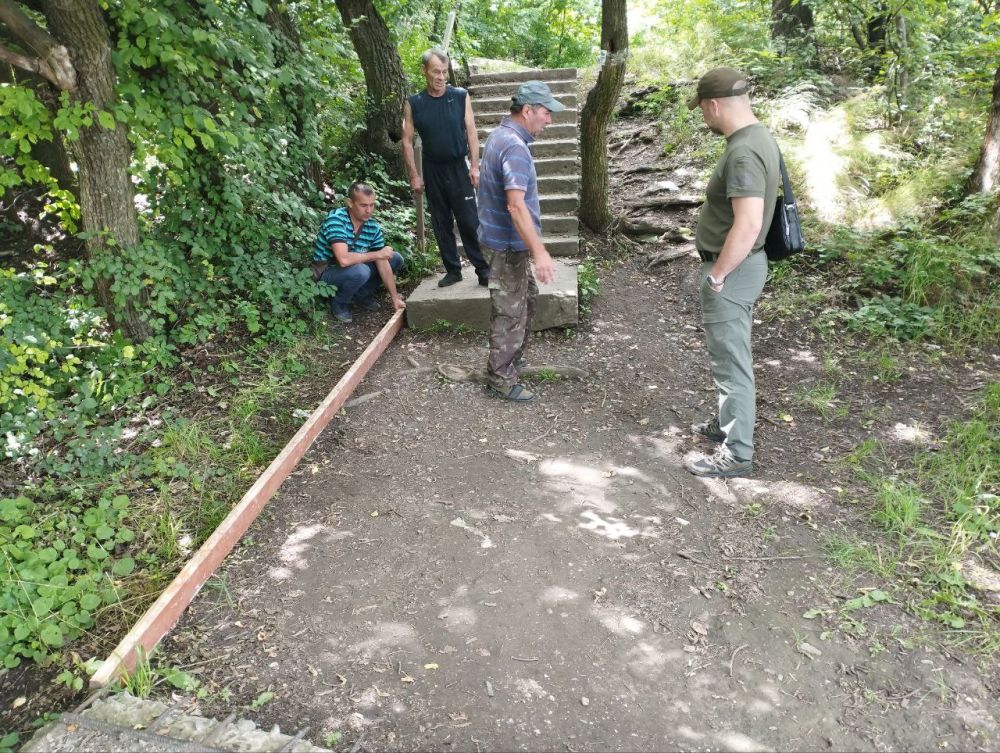 ������ ��������: � ������ ������������ �� ��������� ������� �� �� ���������� ���������� ������� �� �������� "��������" ����� ���������� ����� �� ������ �-04, �������� ��� ���������� ������ �����