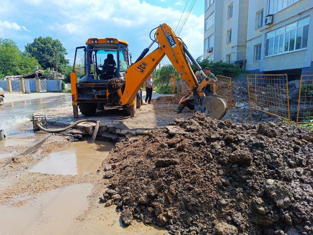 ������� ������: ������������ ��� 6 ������� ,,��� ���,, ������� ������ �� ���������� ������ �� �������� � 400�� �� ��. ������������