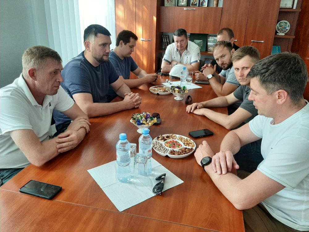 Липчане готовят школы Володарского района к новому учебному году